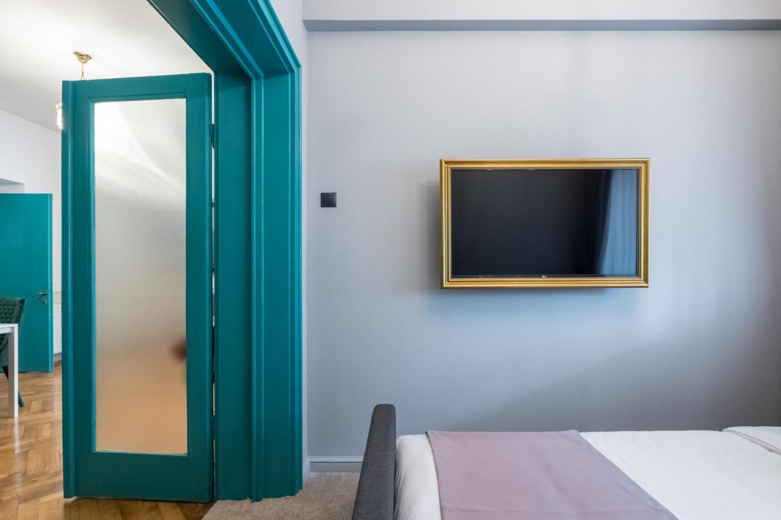 Highline Downtown Residences 6 Persons Family Apartment Bucureşti Ngoại thất bức ảnh