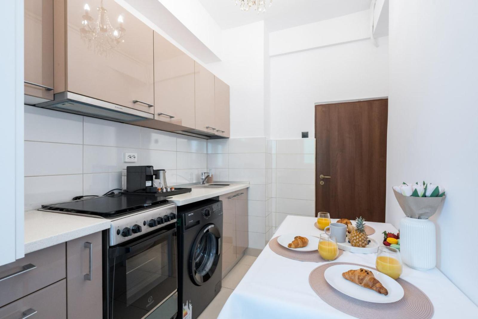 Highline Downtown Residences 6 Persons Family Apartment Bucureşti Ngoại thất bức ảnh