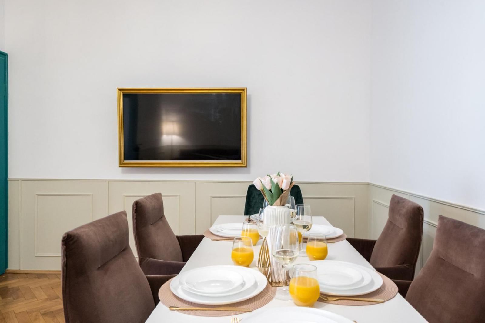 Highline Downtown Residences 6 Persons Family Apartment Bucureşti Ngoại thất bức ảnh