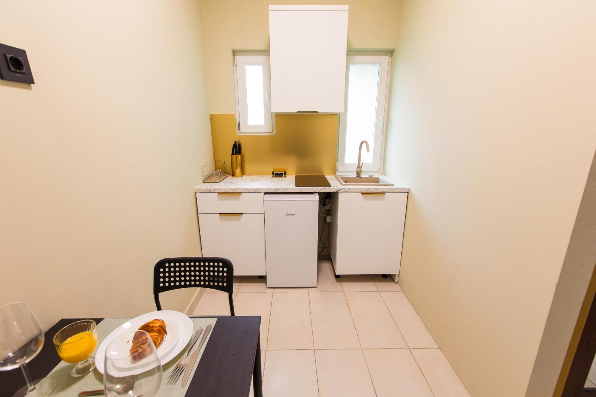 Highline Downtown Residences 6 Persons Family Apartment Bucureşti Ngoại thất bức ảnh